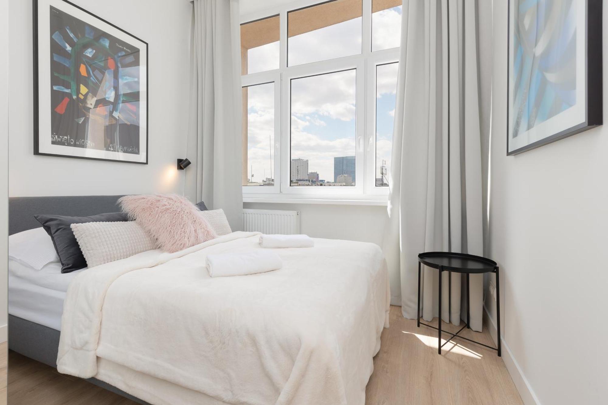 City Panorama Spacious Apartment By Renters Prestige Варшава Экстерьер фото