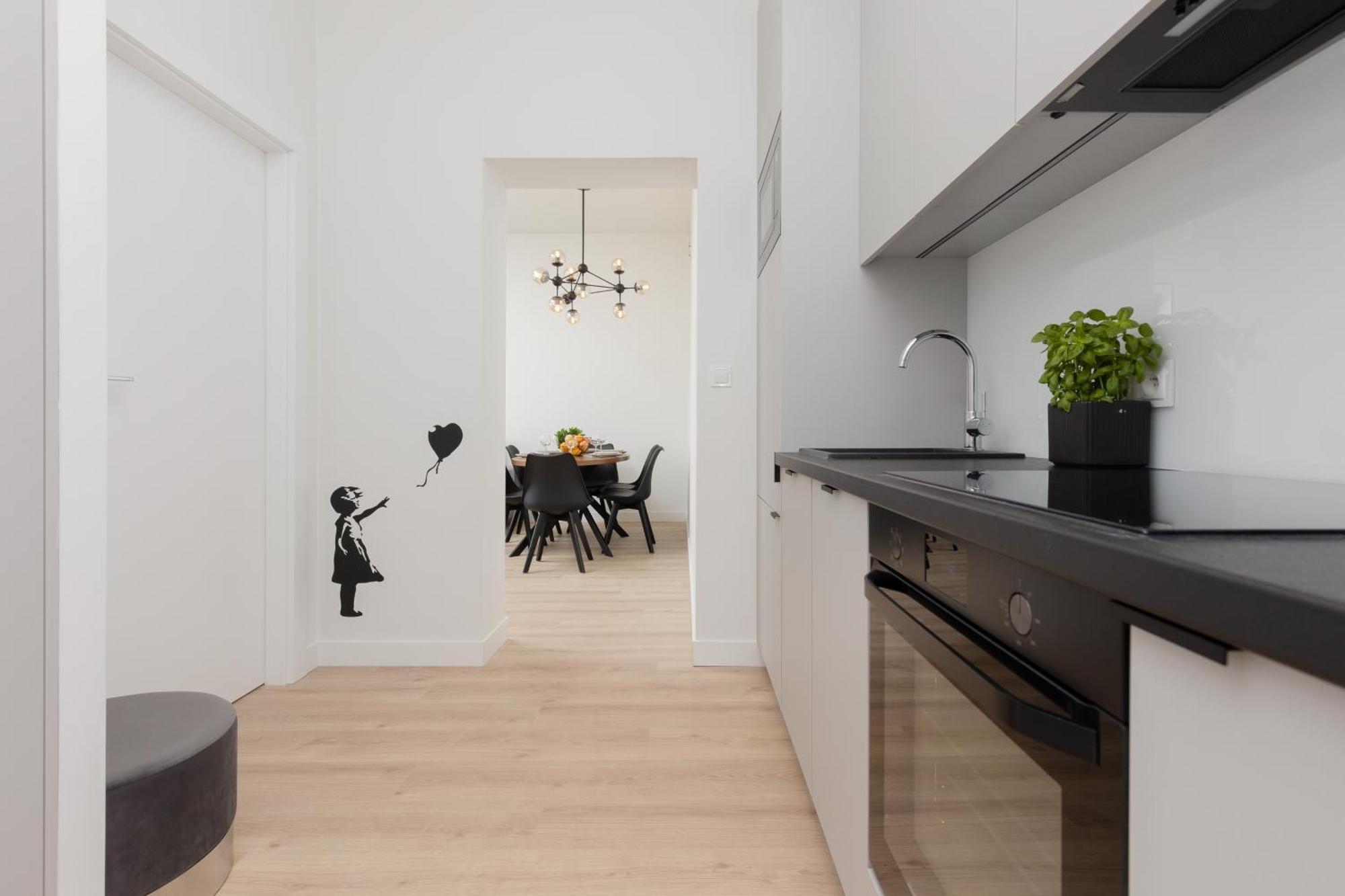 City Panorama Spacious Apartment By Renters Prestige Варшава Экстерьер фото